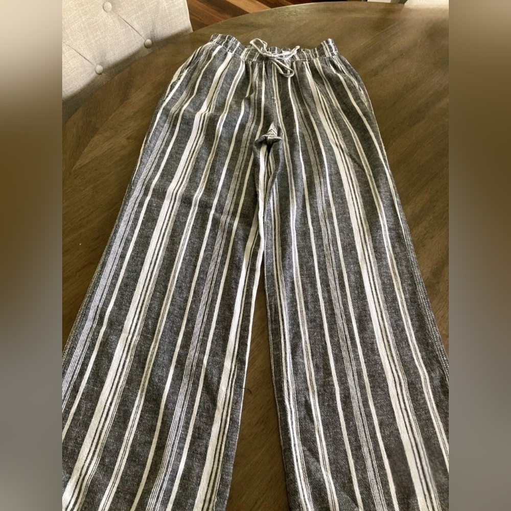 NWOT, Briggs, Women's Linen Blend Pant, Grey/White Stripe, Size: Medium - Picture 4 of 11